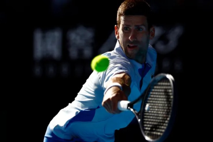 Djokovic lập kỷ lục buồn ở Australian Open, Sinner xô đổ "hàng tá" cột mốc - 1
