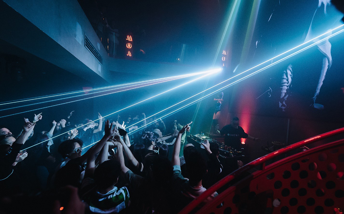 DJ Thiện Hí và buổi diễn dài 9 tiếng: Nhà thám hiểm cảm xúc - 1