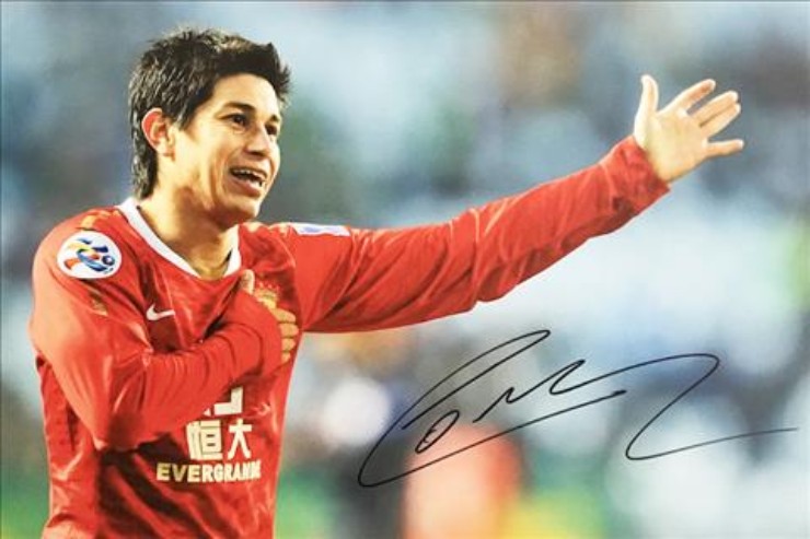 Bí ẩn ngôi sao từng hưởng lương cao thứ ba thế giới, chỉ kém Ronaldo và Messi - 2