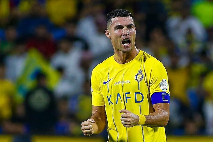 Ronaldo báo tin vui cho Al Nassr, sẵn sàng trở lại đua vô địch giải Ả Rập - 1