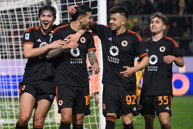 AS Roma tìm lại niềm vui chiến thắng, AC Milan thua sốc tại Serie A - 1