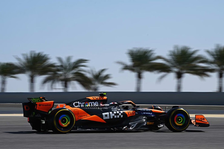 Đua xe F1 sắp khai cuộc ở Bahrain: Đội đua nào dẫn đầu đợt chạy thử nghiệm? - 5