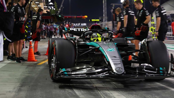 Đua xe F1, thử nghiệm Bahrain GP: Mercedes xếp 1-2, Red Bull bất ngờ vắng bóng top đầu - 5