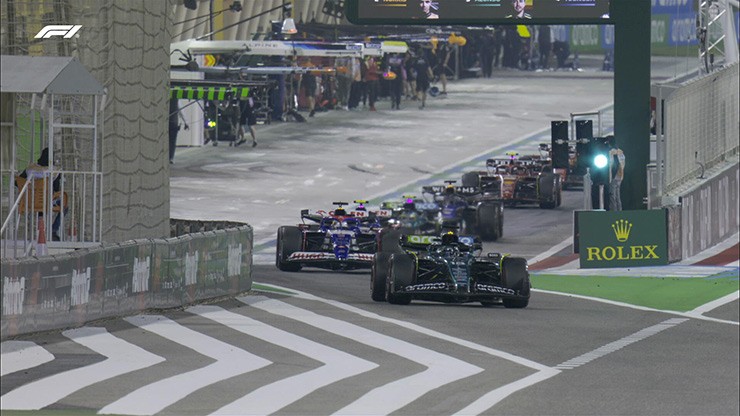 Đua xe F1, Bahrain GP: Verstappen đánh bại Leclerc giành pole mở màn mùa giải - 3