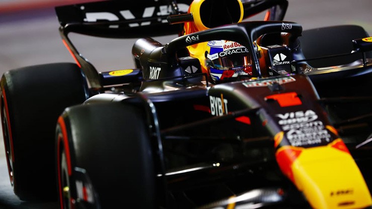Đua xe F1, Bahrain GP: Verstappen đánh bại Leclerc giành pole mở màn mùa giải - 4