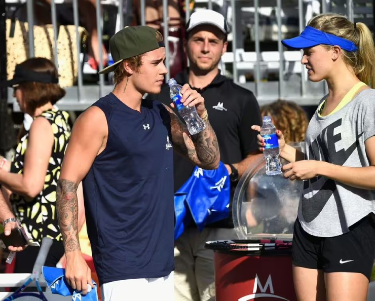 Mỹ nhân tennis Bouchard từ chối tình cảm của "Hoàng tử nhạc pop" Bieber - 1