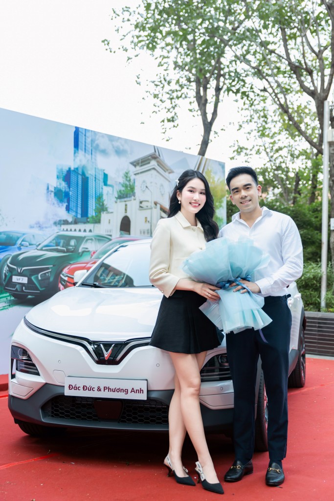 Chi Pu, Á hậu Phương Anh tiết lộ lý do tậu xe điện VinFast - 4