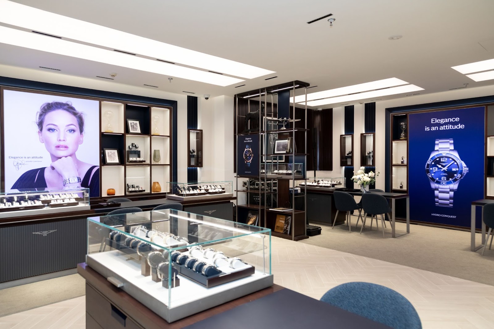 Chiêm ngưỡng dòng chảy lịch sử hơn 190 năm của Longines tại phòng trưng bày mới - 3