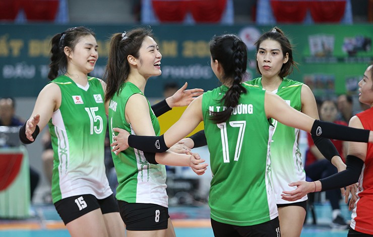 "Chân dài" bóng chuyền Trung Quốc cao 1m94 ra mắt ấn tượng, giúp Long An thắng Vietinbank - 3