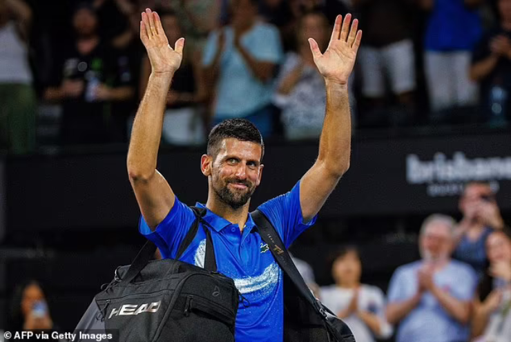 Djokovic bị "tổn thương" khi phải đến Úc chinh phục Australian Open - 1