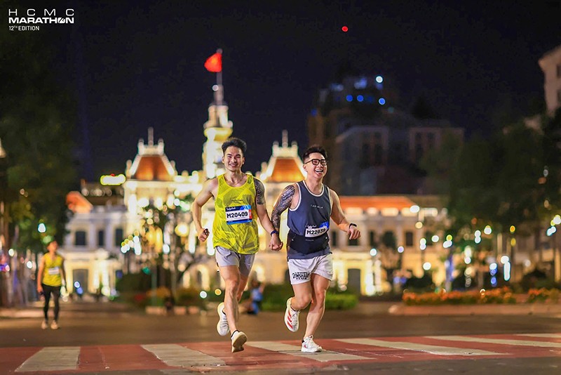 Giải Marathon TP.HCM 2025: Khép lại hành trình đầy cảm xúc cùng những sải bước tự hào - 2