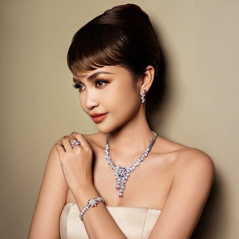 Tỏa sáng khí chất tại dạ tiệc với trang sức Masterpiece của PNJ - 1