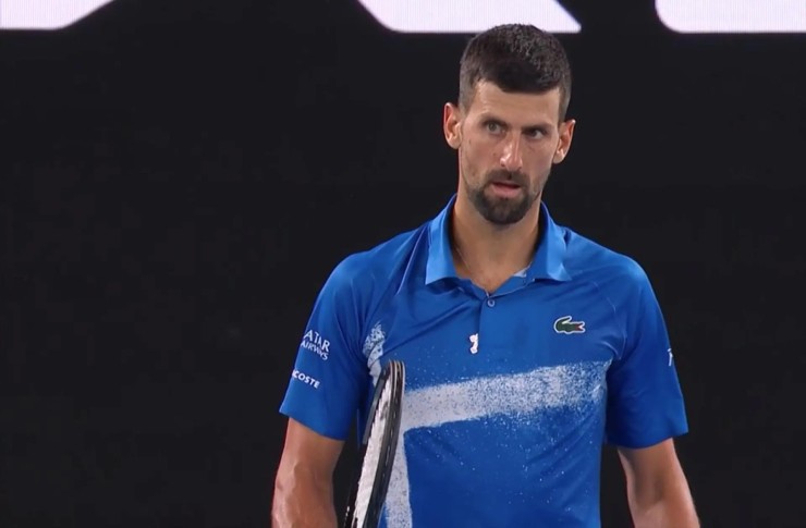 Djokovic định nghĩa lại sự vĩ đại, buộc MC truyền hình phải xin lỗi - 1