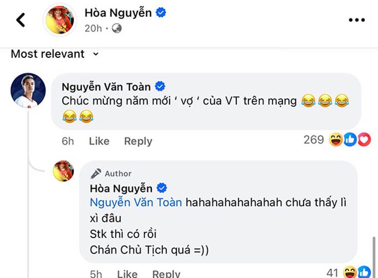 "Chủ tịch" Văn Toàn chơi lớn, gọi Hòa Minzy là "vợ trên mạng" - 1