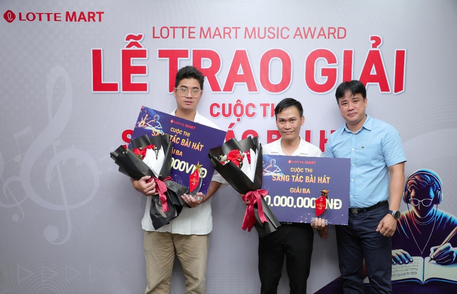 Trao giải Cuộc thi sáng tác bài hát về LOTTE Mart 2024 - 3