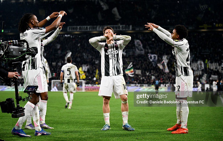 Video bóng đá Juventus - Napoli: "Bà đầm già" nghiền nát nhà vô địch (Serie A) - 1