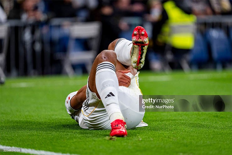 Bellingham bật khóc rời sân vì chấn thương, ĐT Anh chịu tổn thất trước World Cup - 9