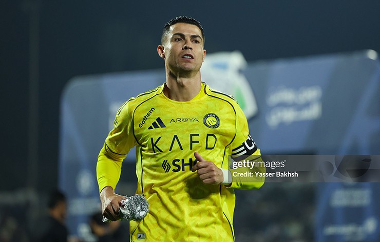 Sếp lớn Al Hilal đáp trả Ronaldo, hé lộ tham vọng chiêu mộ Vinicius - 3