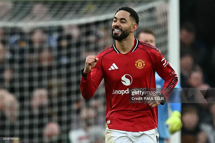 Giải mã bí mật khoa học phía sau cú sút “nổ như bom” của Matheus Cunha - 1