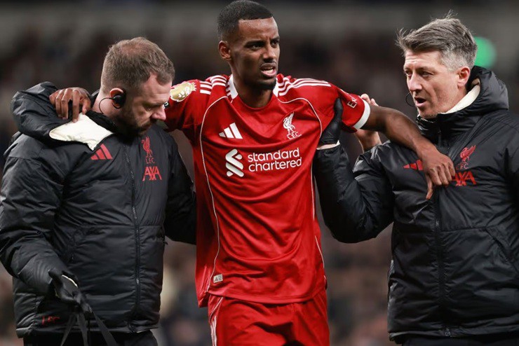 Bản hợp đồng gây thất vọng nhất Ngoại hạng Anh: Gyokeres - Isak bị réo tên - 2