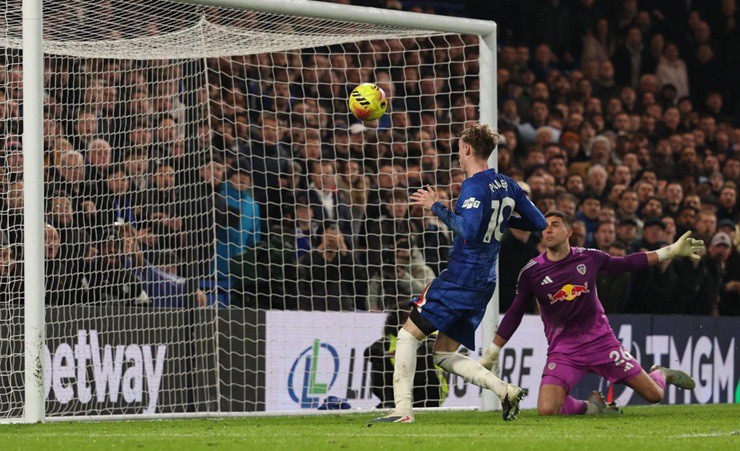 Chelsea đánh rơi 3 điểm vì sai lầm phòng ngự, phơi bày hai bộ mặt trái ngược - 4