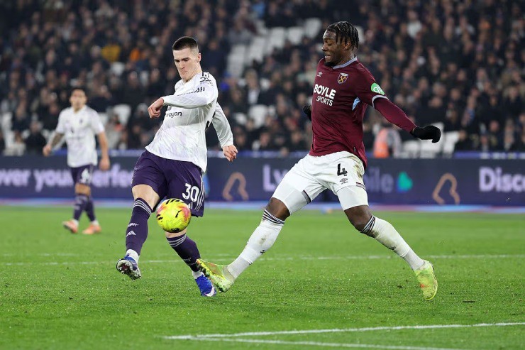 HLV Carrick xoay tua đội hình MU: Ai phải hy sinh vị trí cho Sesko? - 1