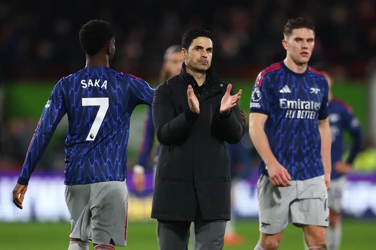 Arsenal & HLV Arteta lo sợ hụt hơi Ngoại hạng Anh: 7 cú sụp đổ đi vào lịch sử - 1