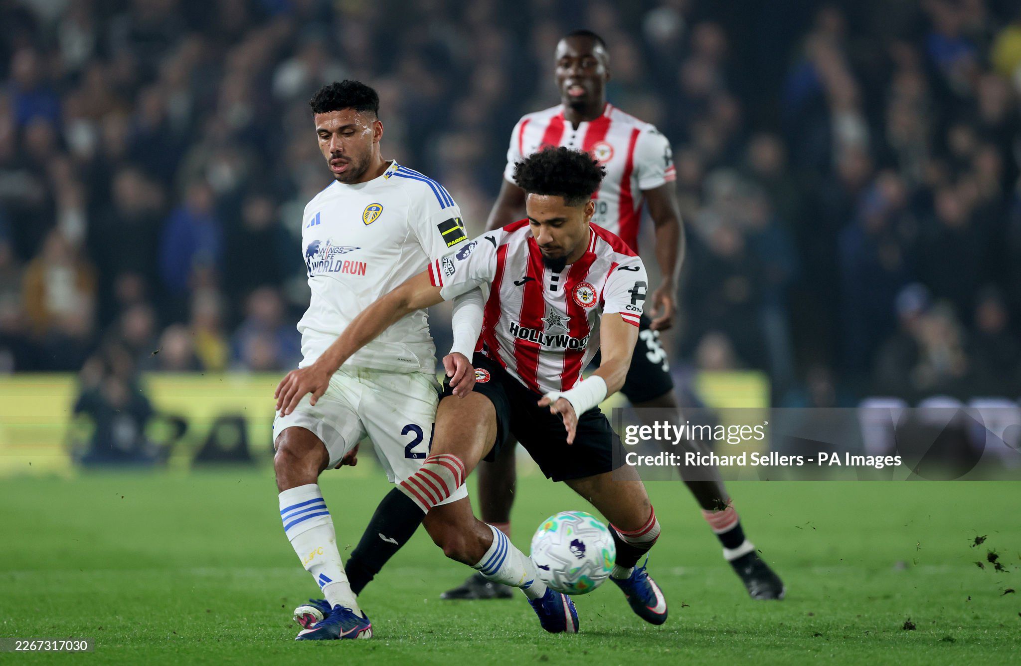 Video bóng đá Leeds United - Brentford: Đôi công hấp dẫn, điểm số quan trọng (Ngoại hạng Anh) - 1
