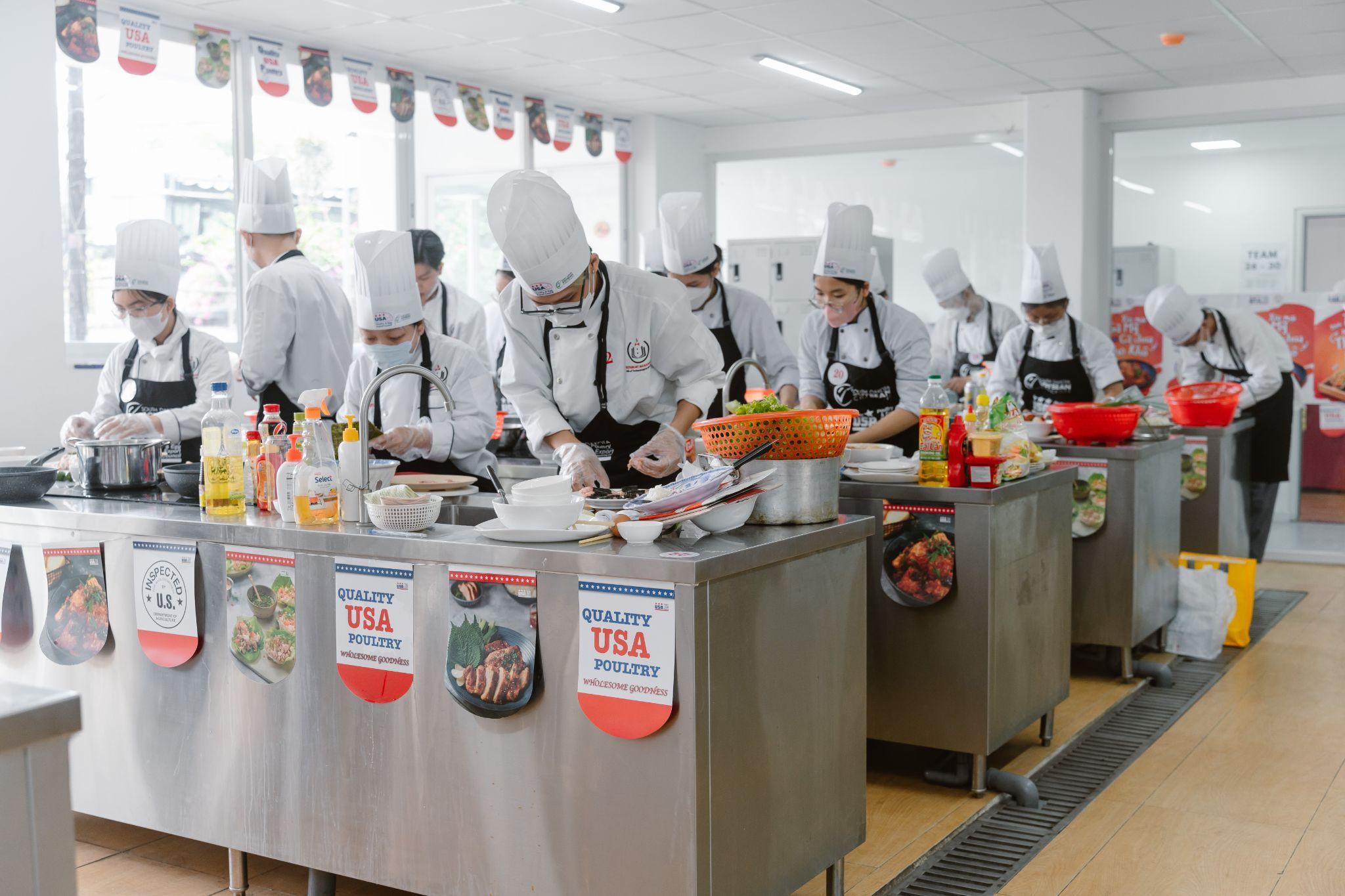 3 công thức món ăn ngon được chế biến từ thịt gà Mỹ - 3