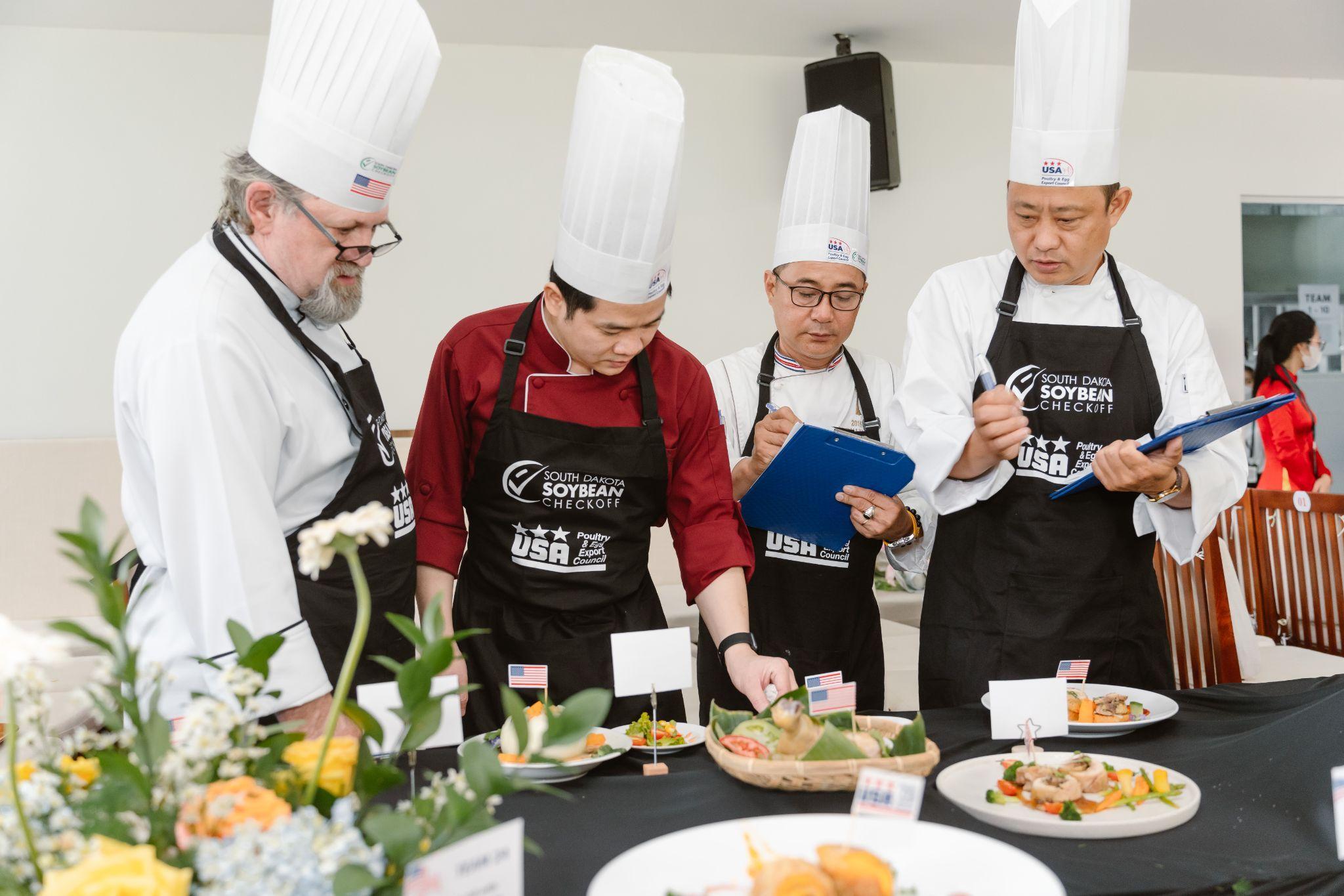 3 công thức món ăn ngon được chế biến từ thịt gà Mỹ - 2