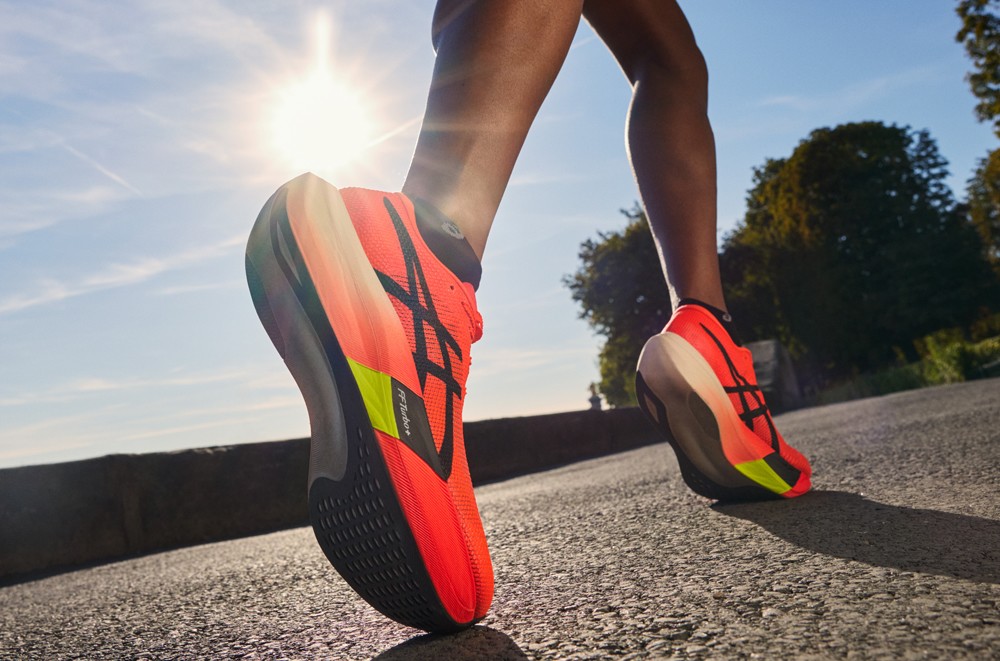ASICS nâng hiệu suất cho các tín đồ chạy bộ chuyên nghiệp - 8
