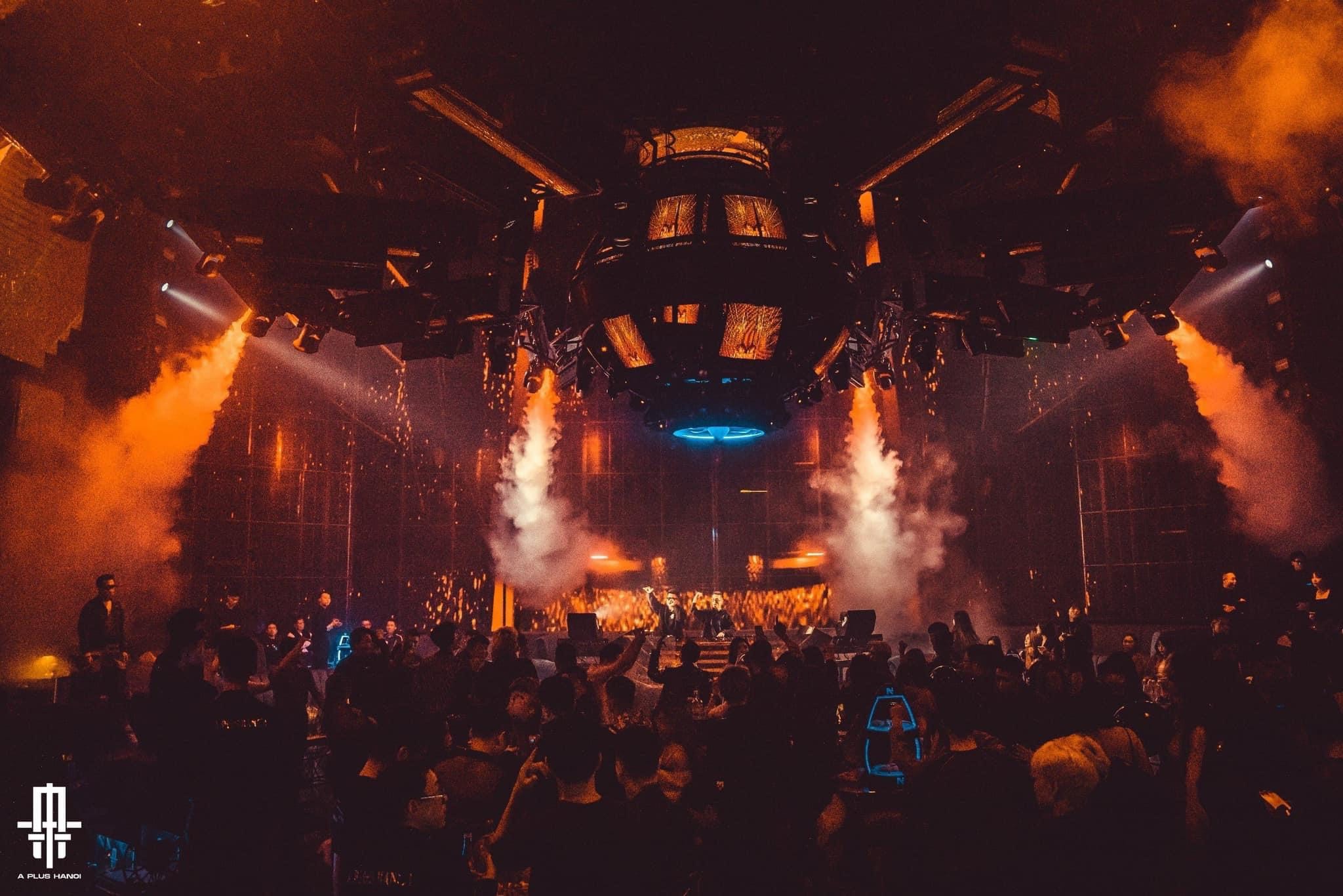 “Quẩy” cùng DJ hạng 72 thế giới tại A PLUS HANOI - 1