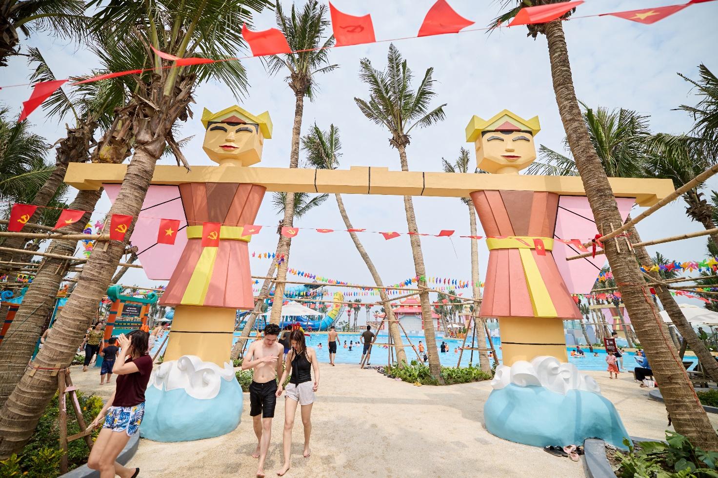 Công viên nước Sun World Ha Nam sôi động ngày mở cửa với hàng ngàn lượt khách - 9