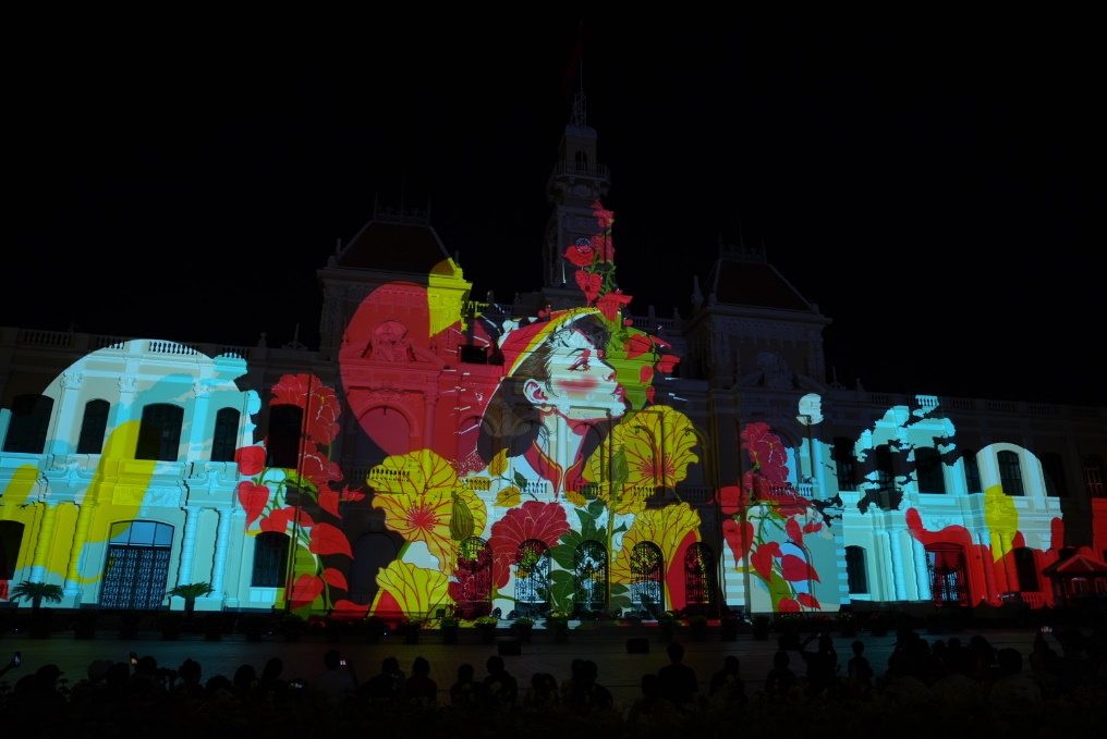 Đêm Bế mạc chương trình nghệ thuật 3D Mapping quốc tế: Bản giao hưởng ánh sáng ngập tràn cảm xúc - 3