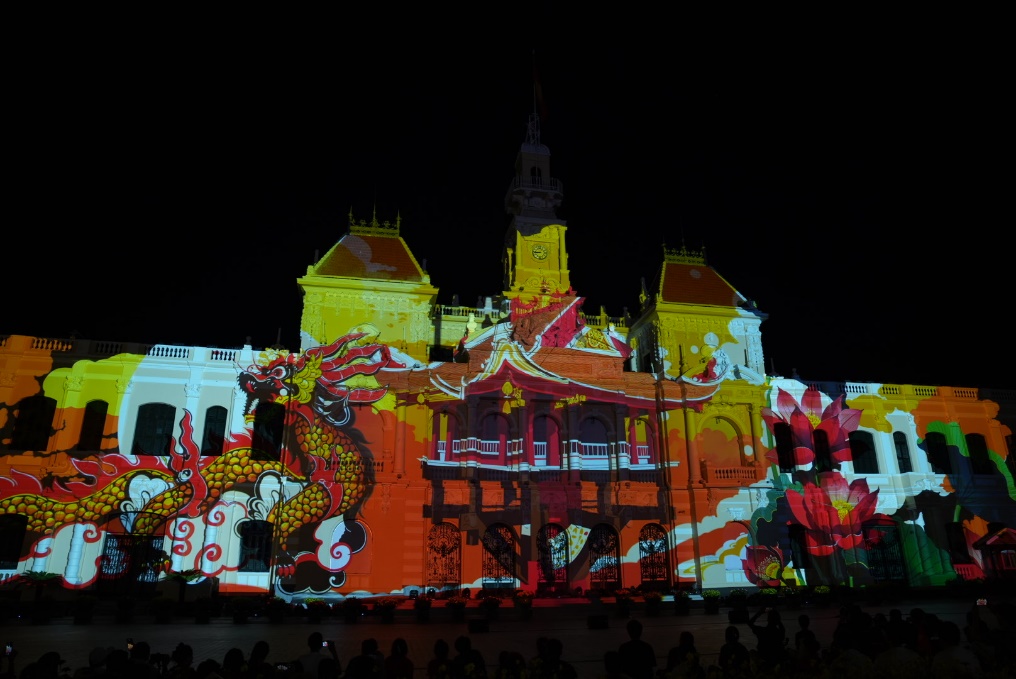 Đêm Bế mạc chương trình nghệ thuật 3D Mapping quốc tế: Bản giao hưởng ánh sáng ngập tràn cảm xúc - 2