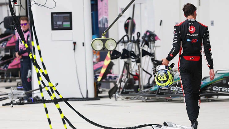 Đua xe F1, Miami GP: Tay đua McLaren lập hat-trick đầu tiên trong thế kỷ 21 - 7