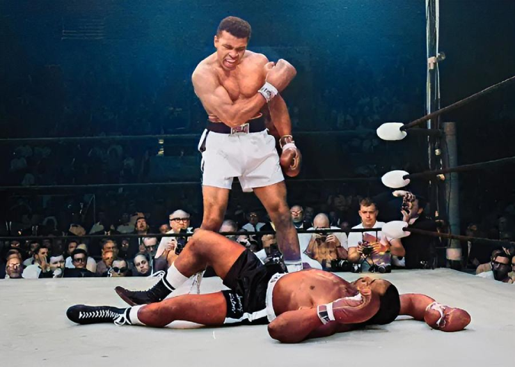 "Độc cô cầu bại" Mayweather tự xưng vĩ đại nhất boxing, bị Mike Tyson mắng te tua - 2