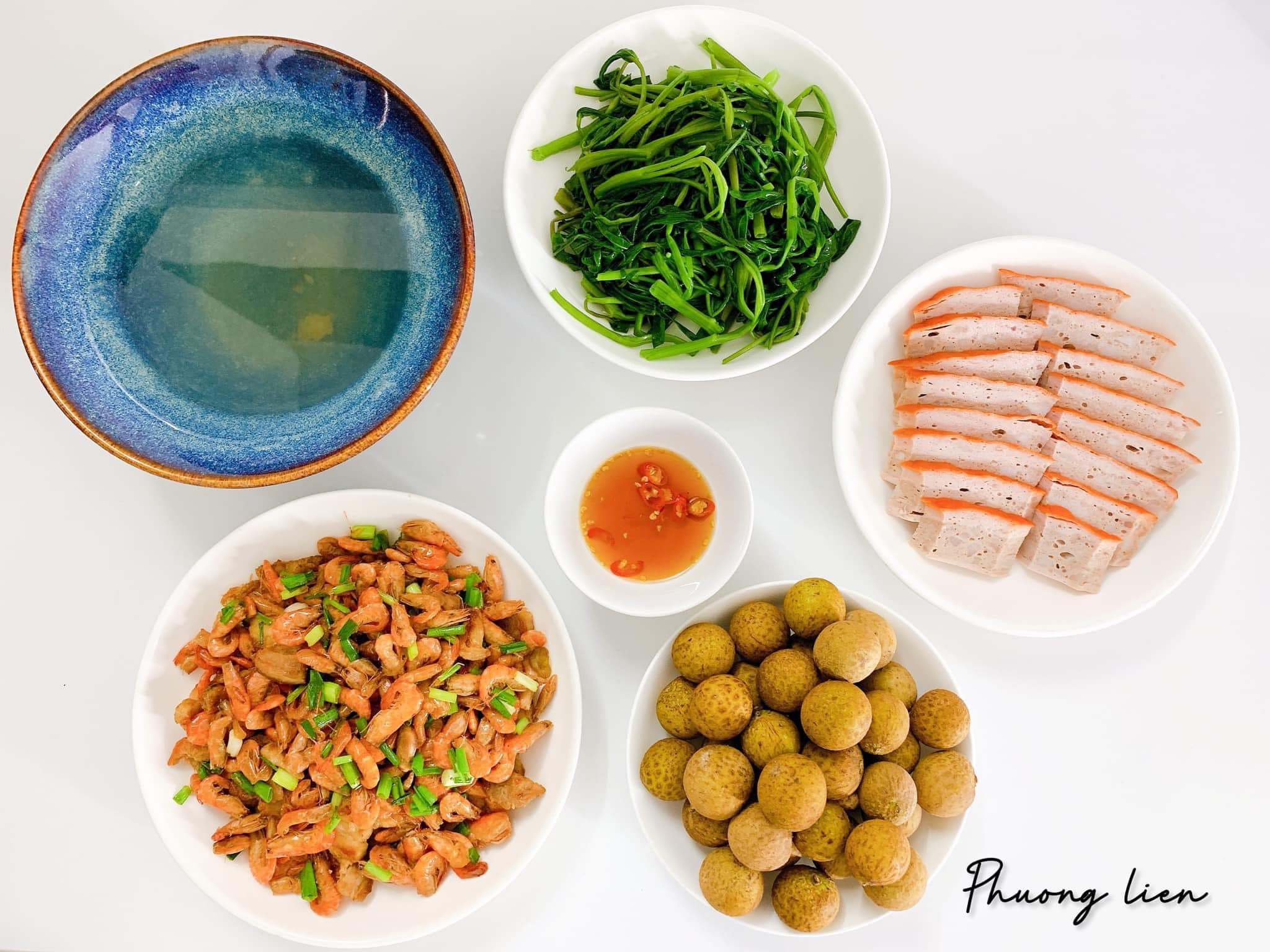 Cô giáo mầm non và đam mê nấu nướng khiến chồng con "nghiện" cơm nhà - 11