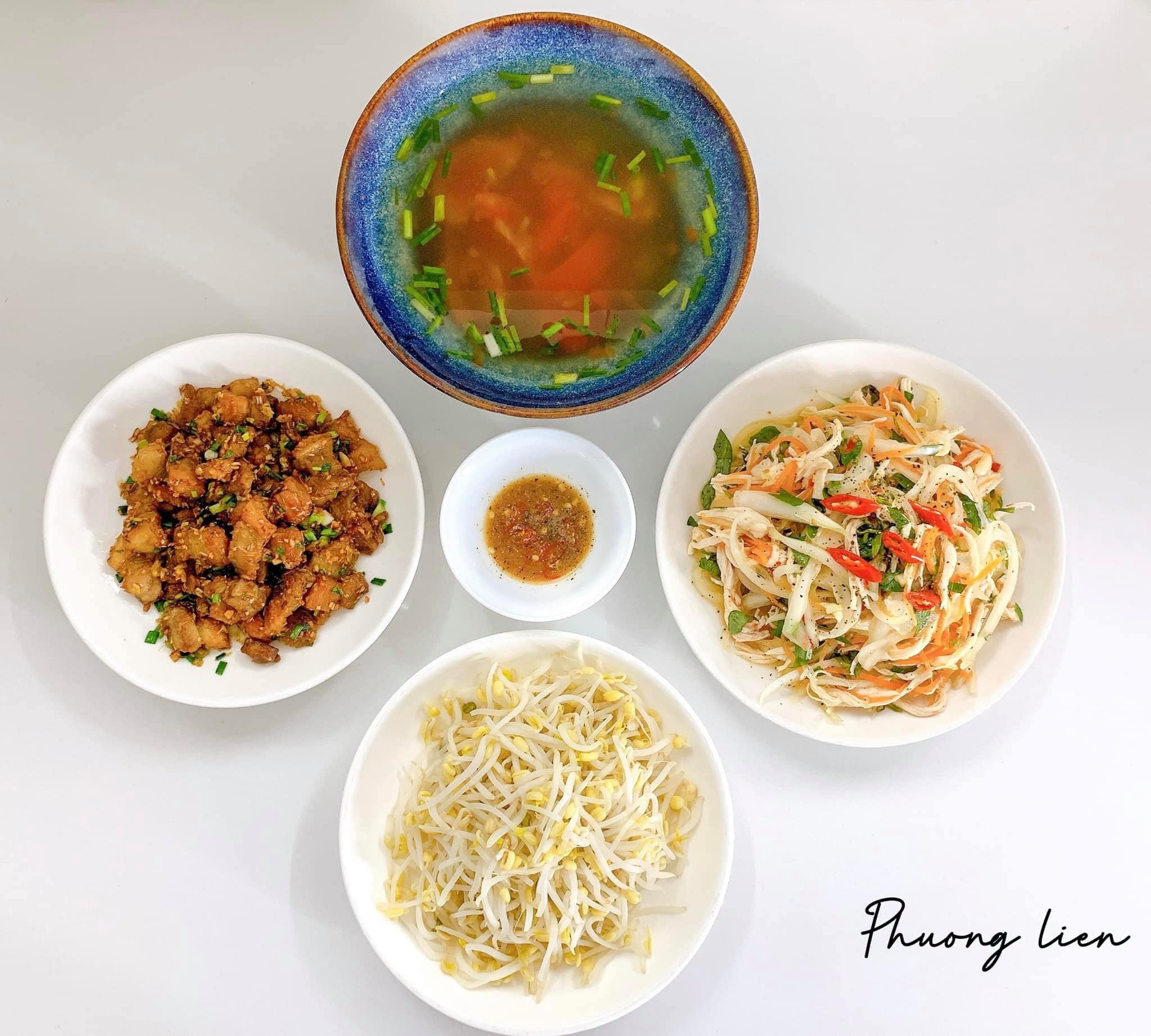 Cô giáo mầm non và đam mê nấu nướng khiến chồng con "nghiện" cơm nhà - 17