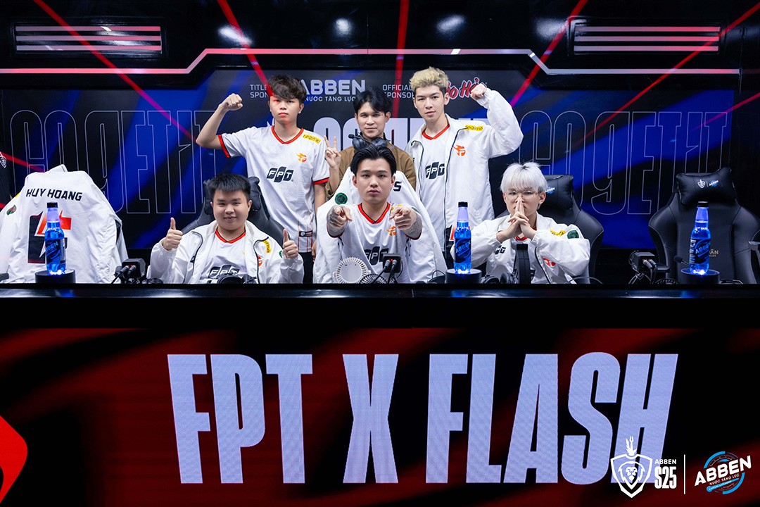 Vượt mọi thử thách, FPT x Flash ghi danh Đấu Trường Danh Vọng Mùa Xuân 2025 - 1