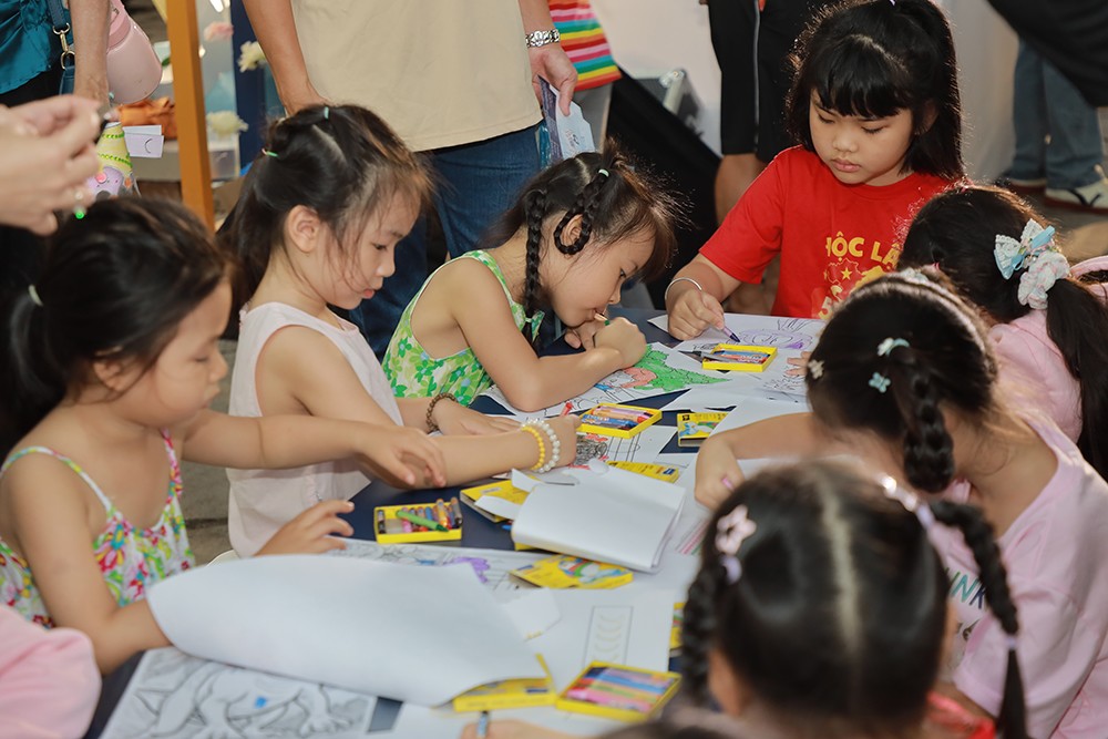 Ngày hội “Giấc Mơ Lọ Lem” tại Cần Thơ thu hút hơn 2000 người tham dự - 1