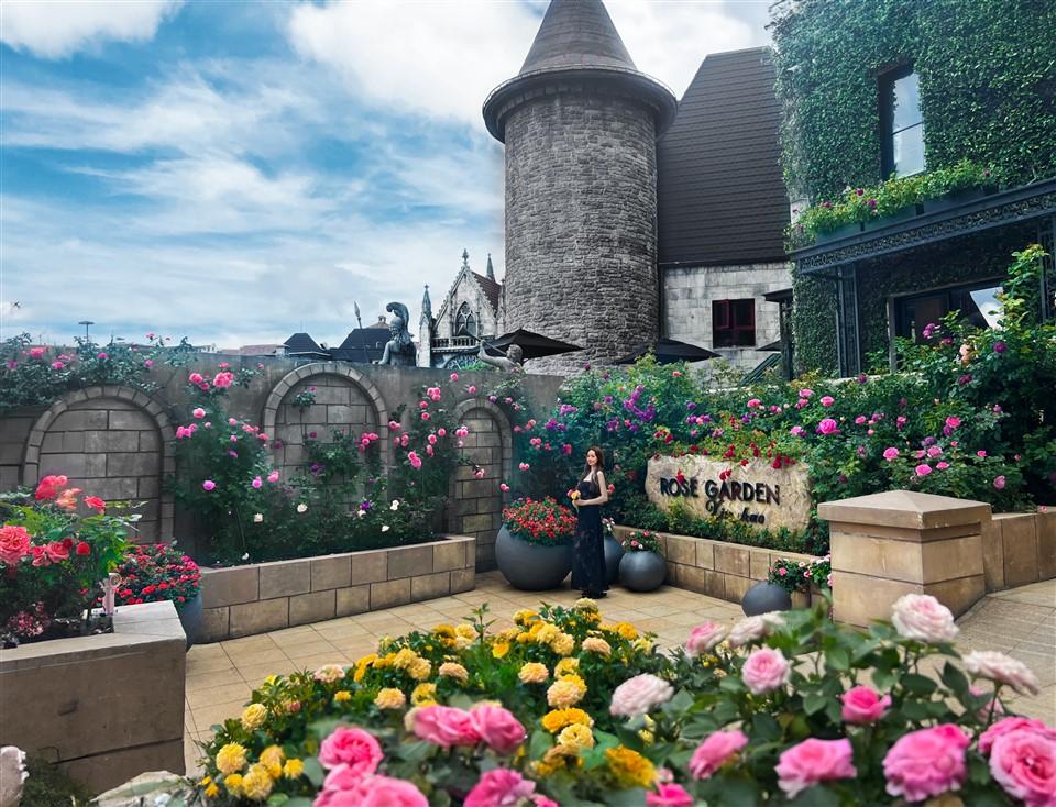 Lạc bước giữa thiên đường hoa hồng tại Sun World Ba Na Hills - 2