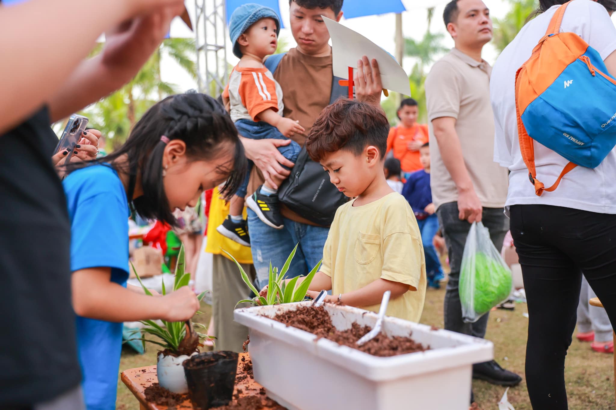Giải phóng đôi chân, giao lưu cùng “phù thủy” bóng đá nghệ thuật tại Lễ hội mùa hè Eco Central Park 2025 dịp 1/6 - 6