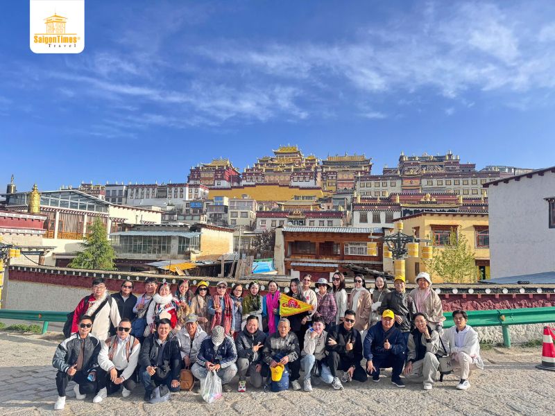 Bùng nổ ưu đãi với tour du lịch mùa hè cùng SaigonTimes Travel - 2