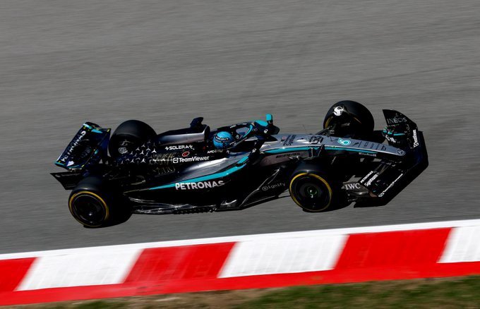 Đua xe F1, Spanish GP: Mercedes trở lại top đầu, bộ đôi McLaren thay nhau dẫn đầu - 5