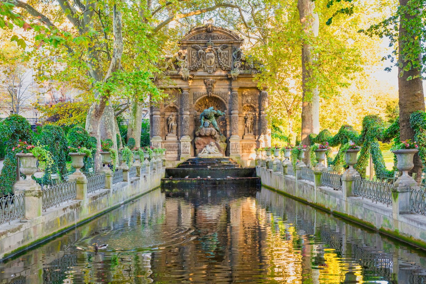 10 điểm đến đẹp không tưởng ở Paris, xứng đáng ghé thăm nhất năm 2025 - 3