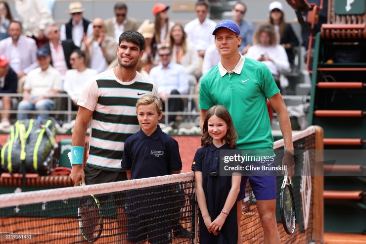 Đỉnh cao chung kết Roland Garros: Alcaraz ngược dòng hạ Sinner, lên đỉnh vinh quang - 1