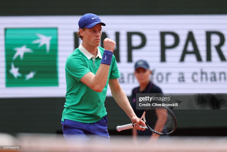 Đỉnh cao chung kết Roland Garros: Alcaraz ngược dòng hạ Sinner, lên đỉnh vinh quang - 2