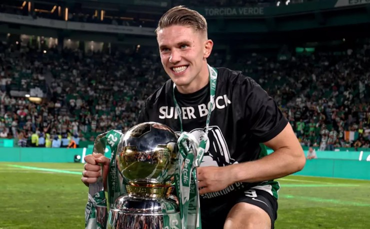 Gyokeres phẫn nộ vì bị Sporting nuốt lời, MU và đại gia châu Âu ngóng từng giờ - 1