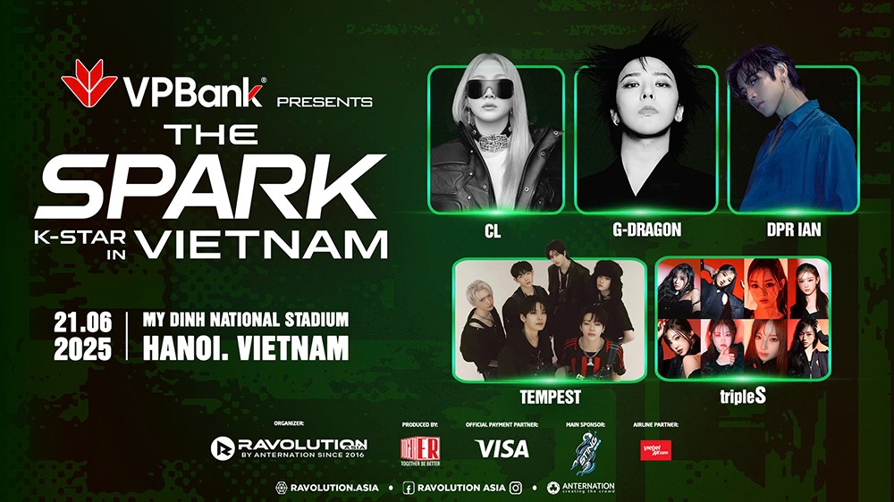G-DRAGON: Ra sân bay vẫn không quên tạo trend - 5